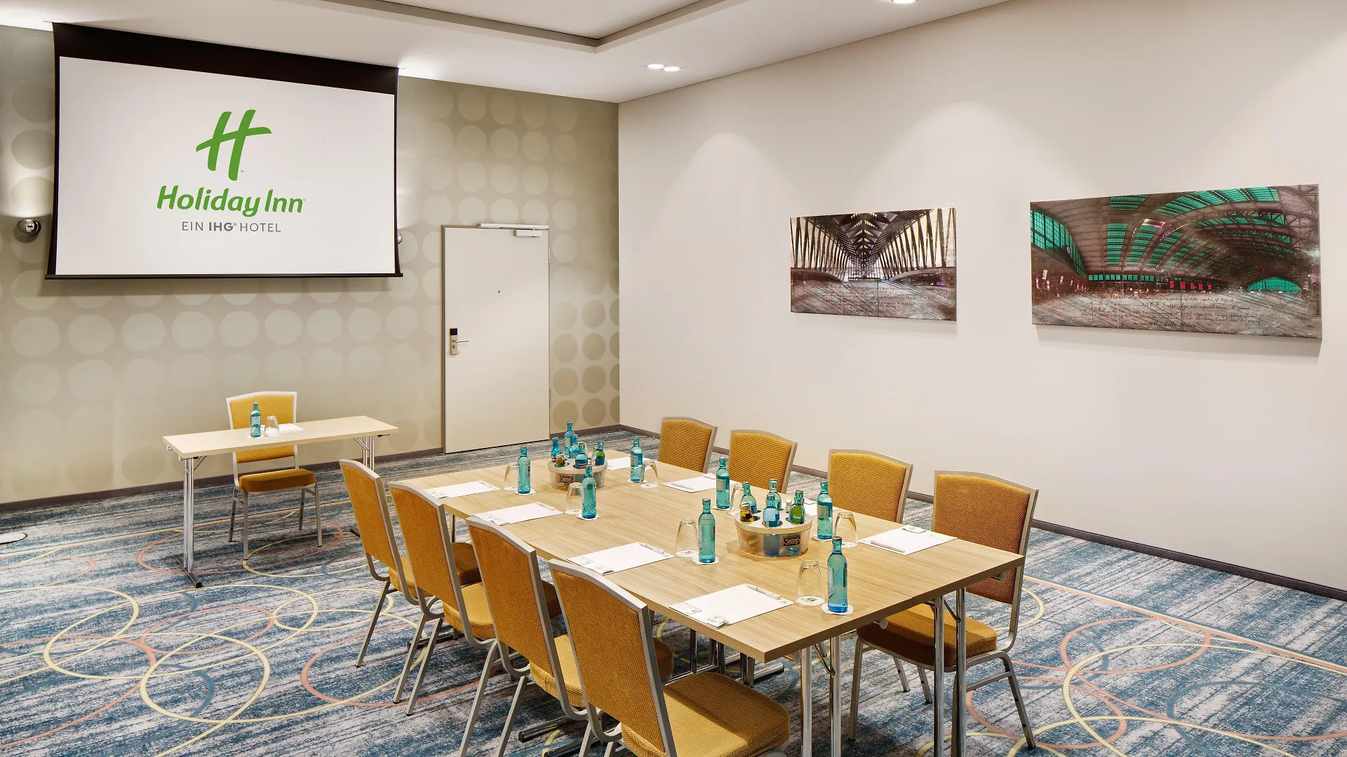 Holiday Inn Duesseldorf City - Toulouser Allee By Ihg 4*, Düsseldorf